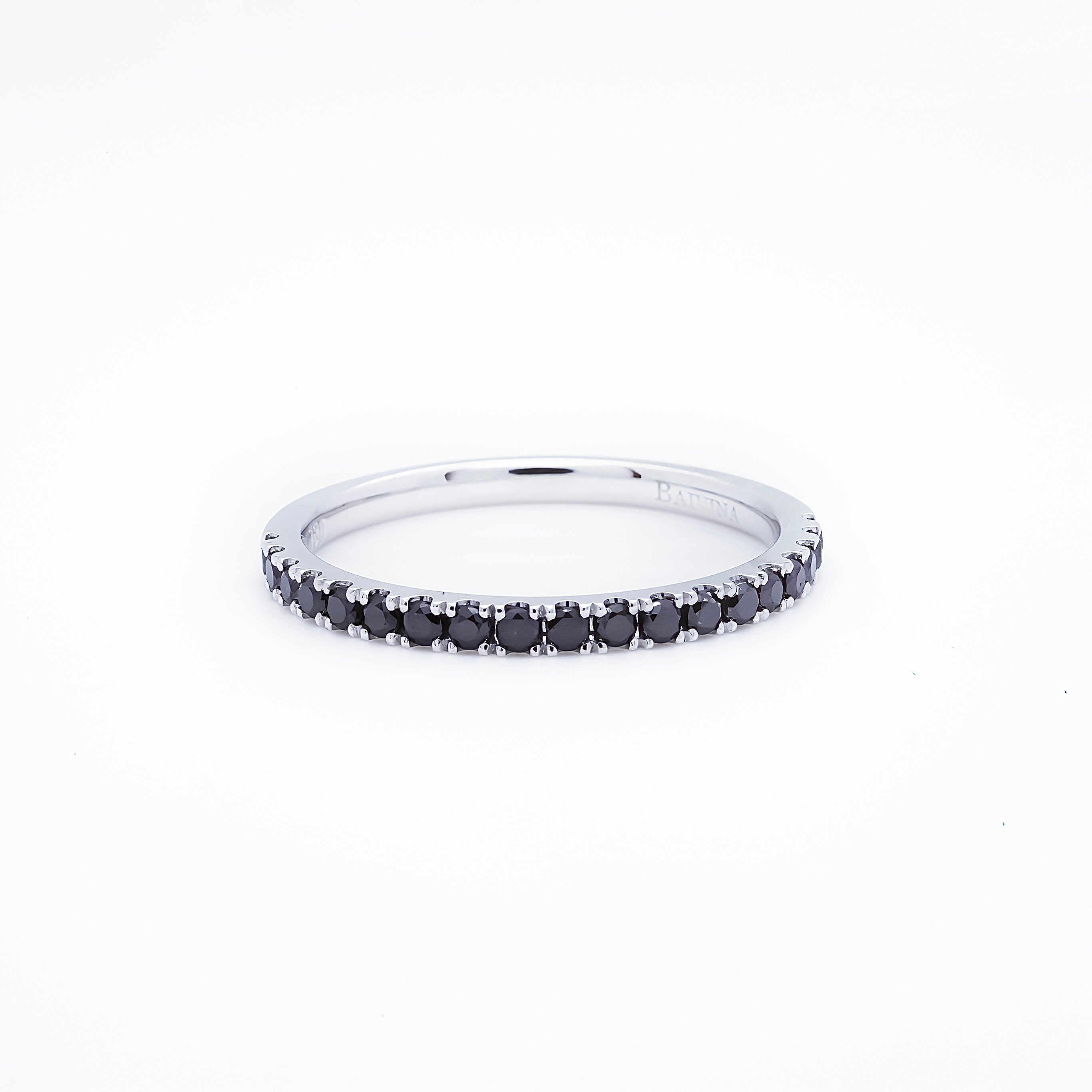 RING | 18K White Gold Black Diamonds Ring