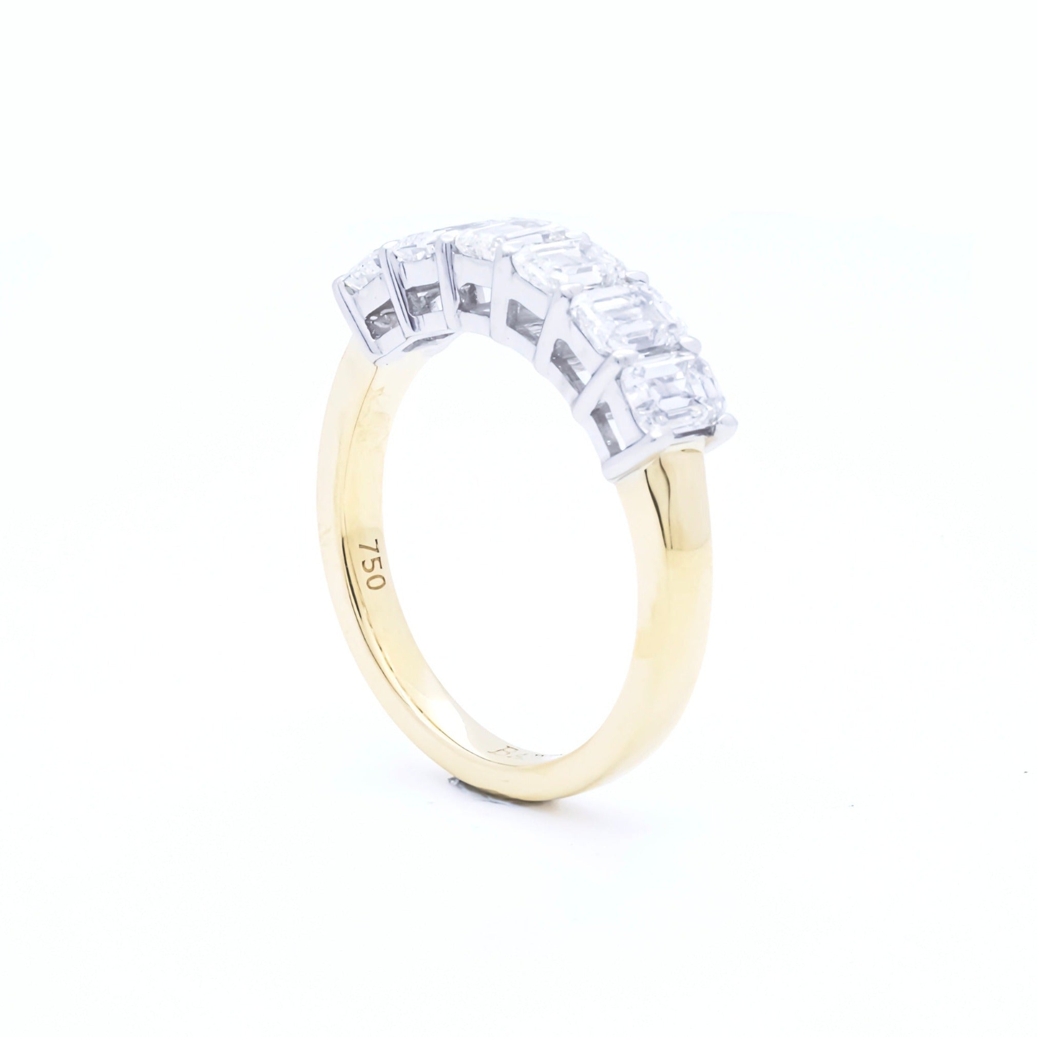 RING | 18K Yellow Gold Diamonds Ring