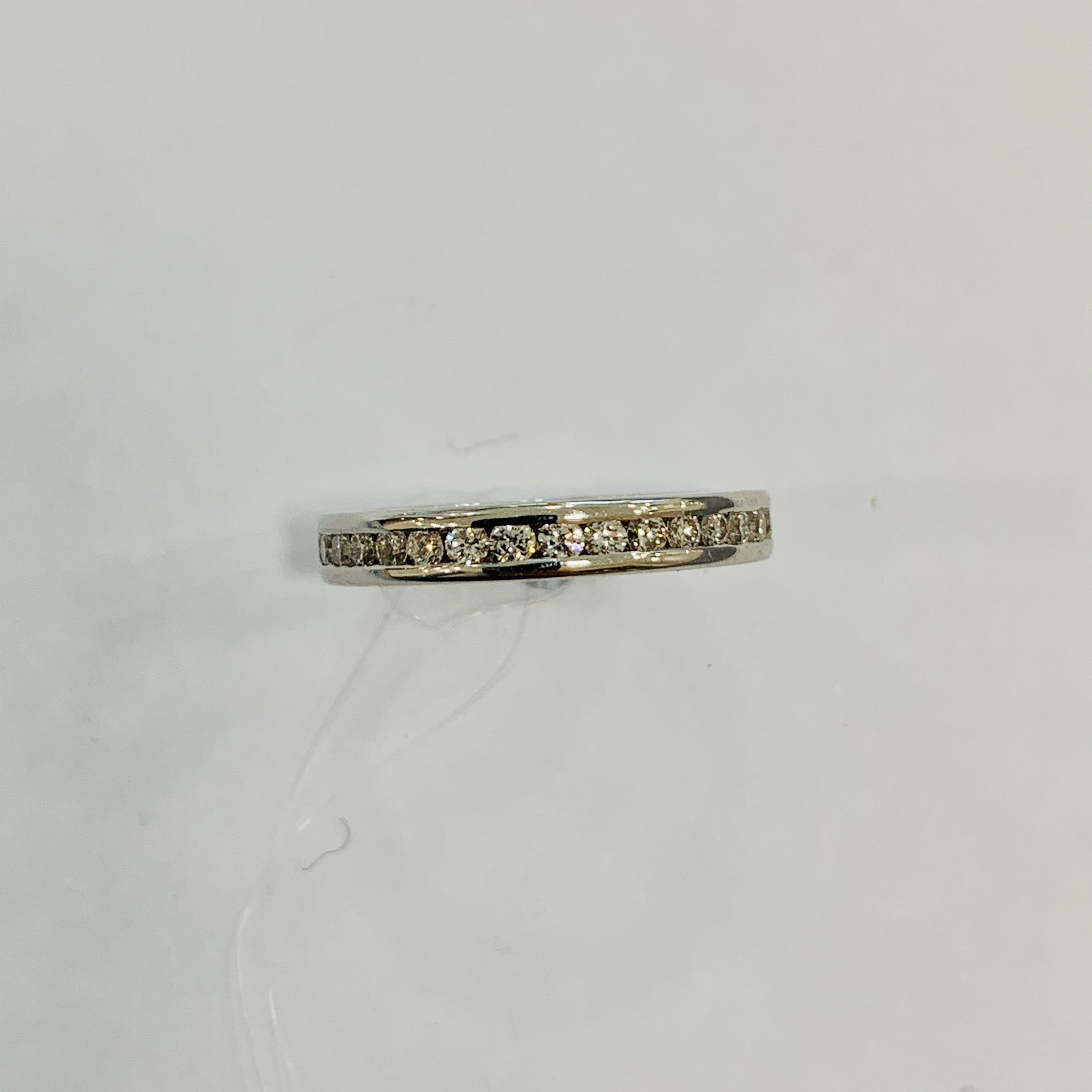 RING | 18K White Gold Diamonds Ring
