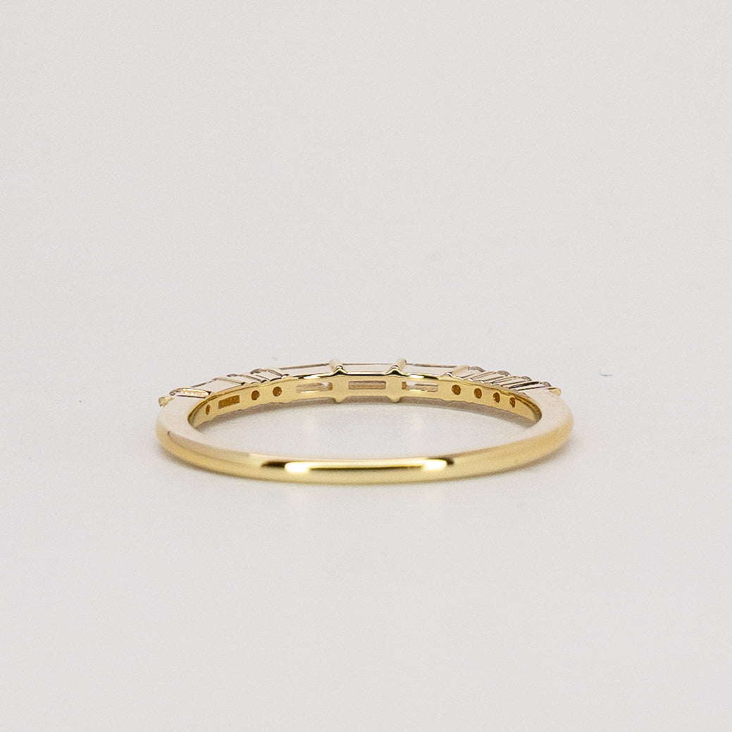 Stacking Band | 18 Karat Yellow Gold | Natural Diamonds