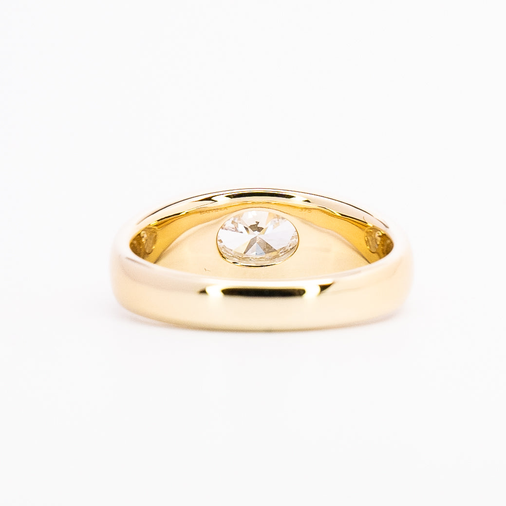 Ring | 9 Karat Yellow Gold | Lab-created Diamond