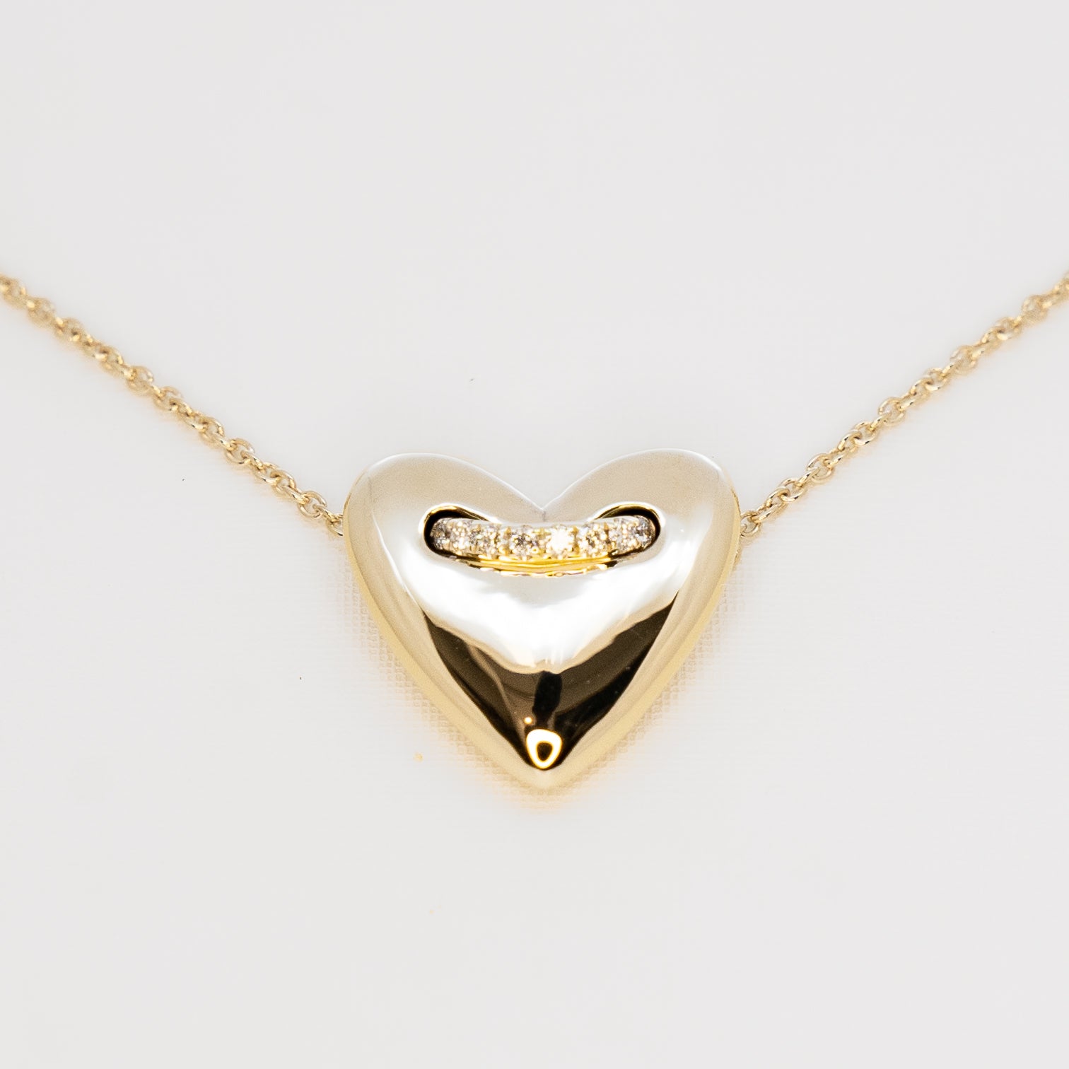 Necklace | Heart Pendant | Natural Diamonds | 9 Karat Yellow Gold