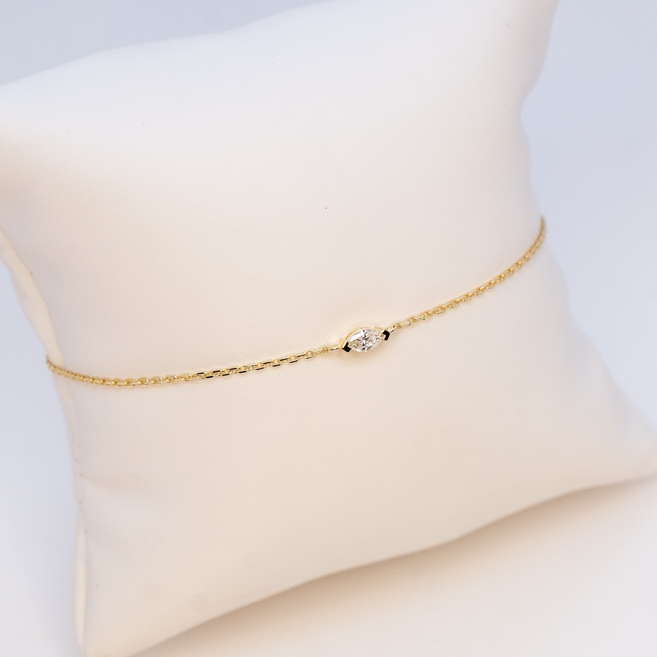 Bracelet | Lab-created Diamond | 9 Karat Yellow Gold