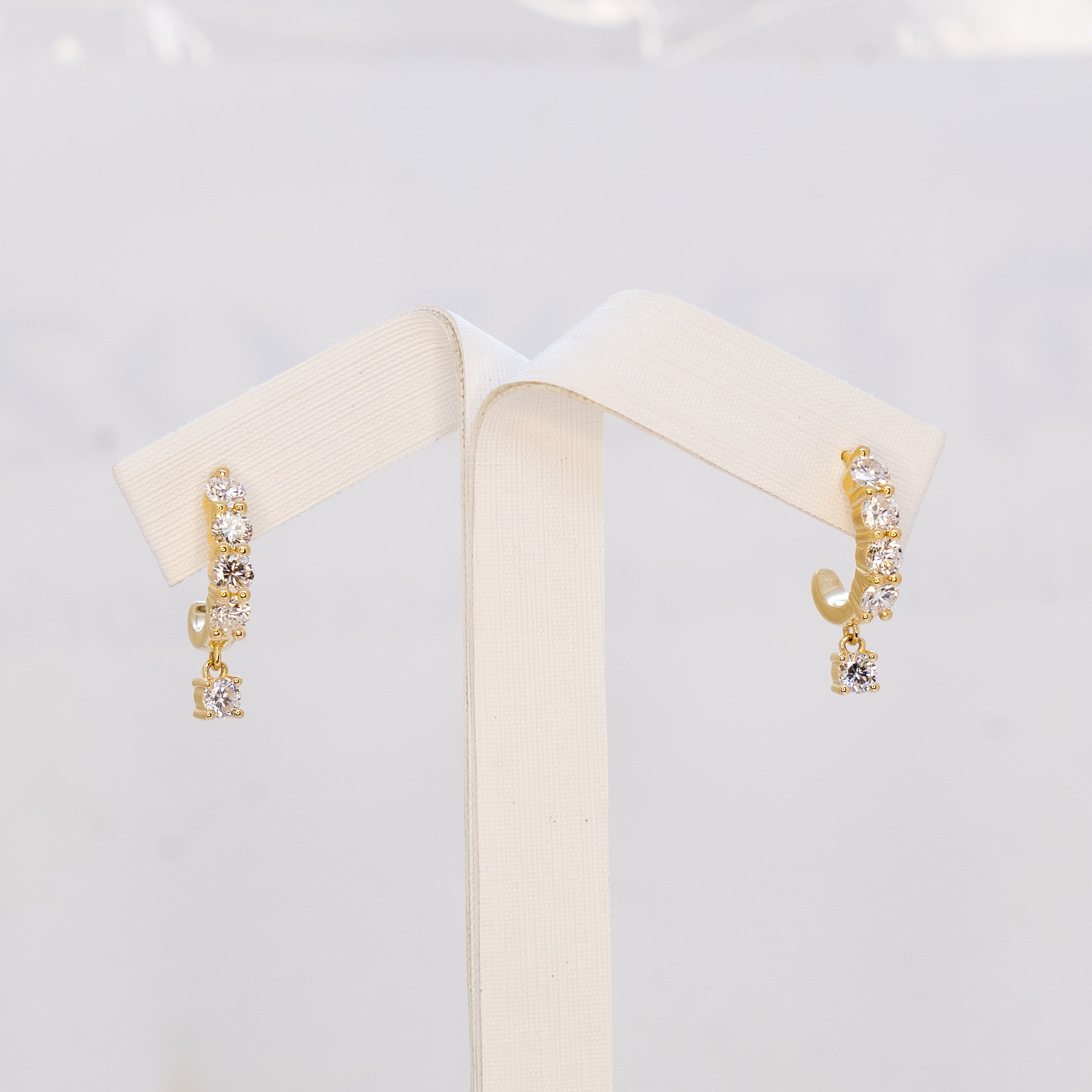 Earrings | Natural Diamonds | 18 Karat Yellow Gold