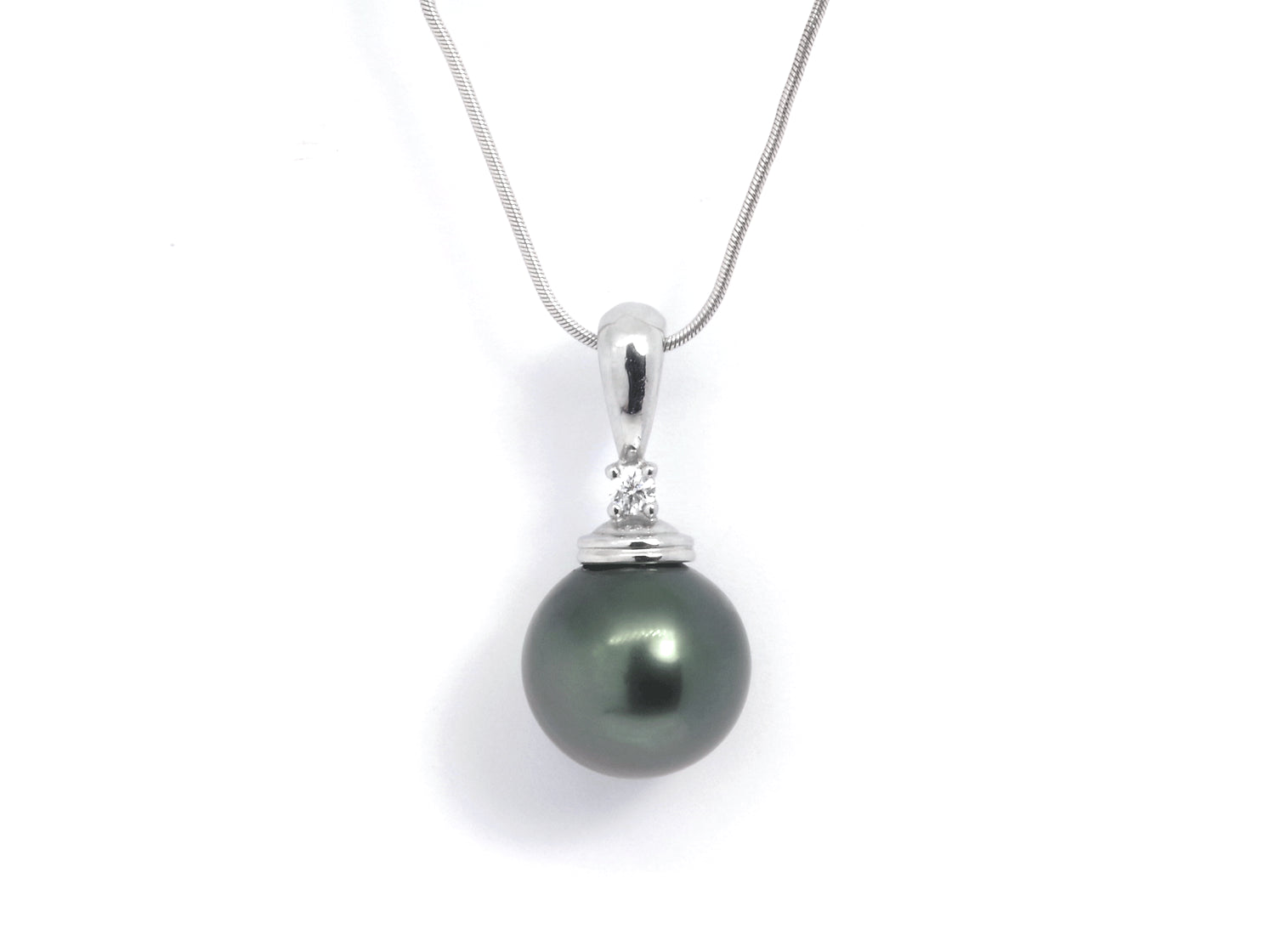 Platinum Diamonds Freshwater Pearl Pendant Necklace