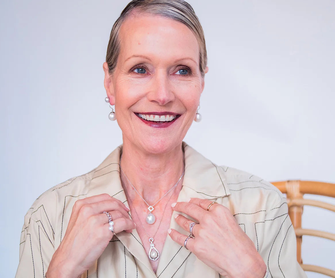 18K White Gold Diamonds South Sea Pearl Pendant Necklace