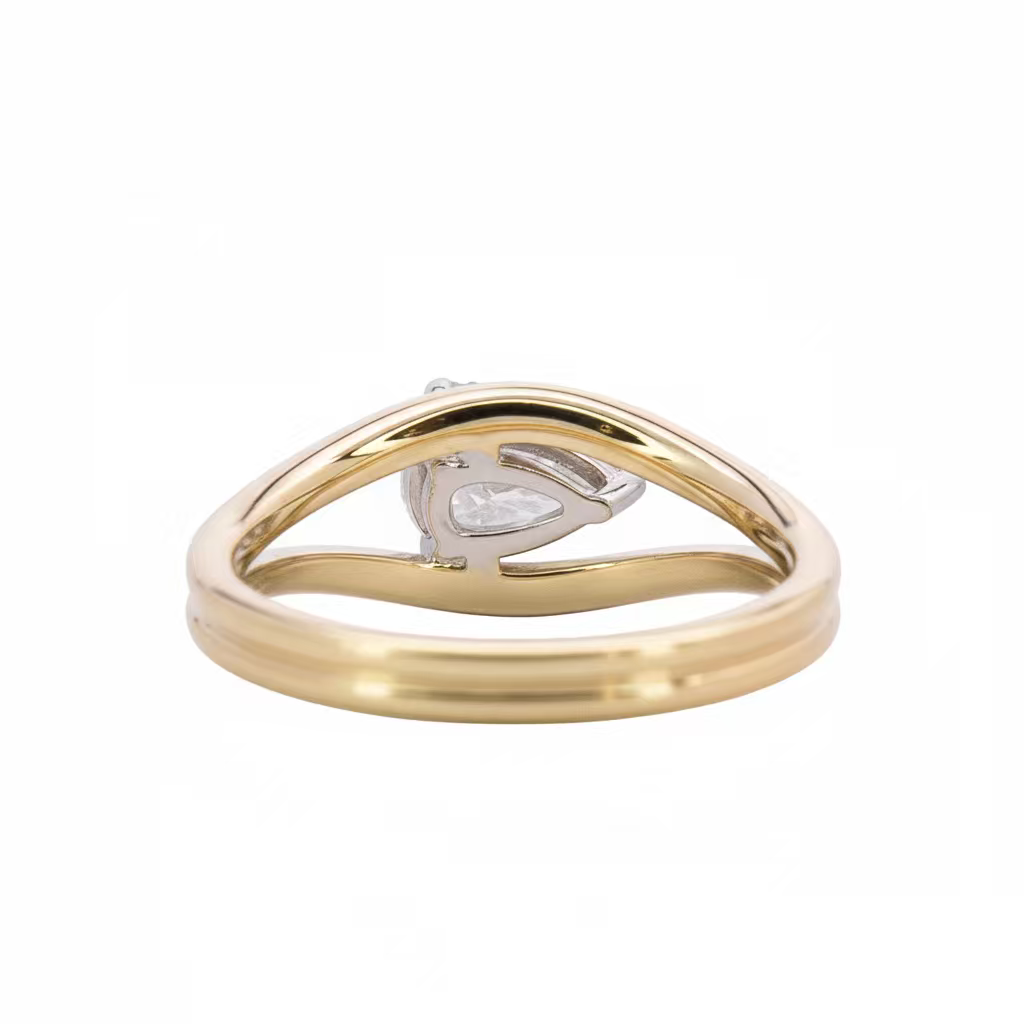 Ring | 9 Karat White & Yellow Gold | Lab-created Diamond