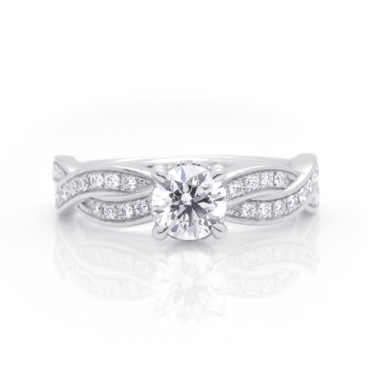RING | 18K White Gold Diamonds Ring