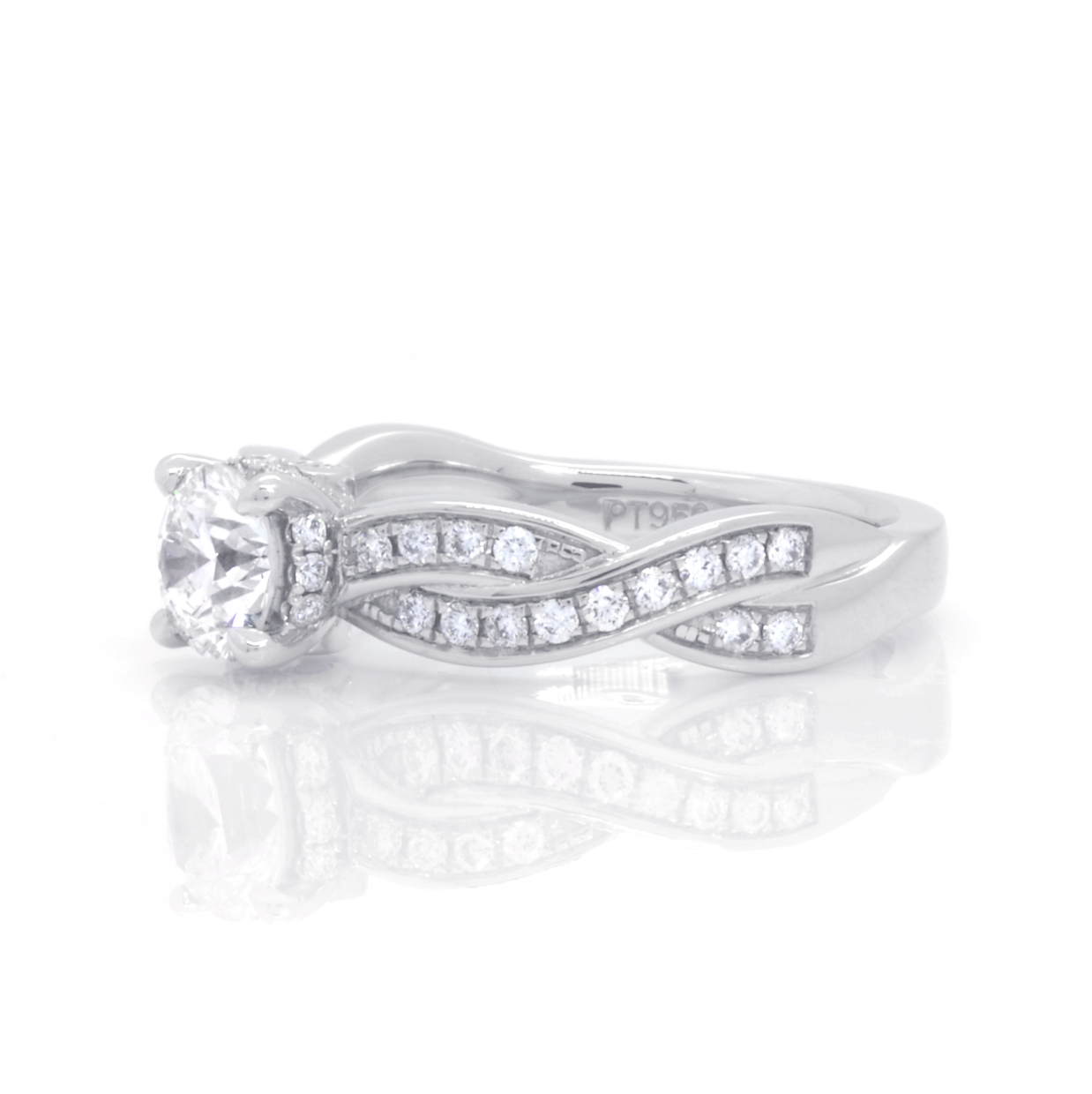 RING | 18K White Gold Diamonds Ring