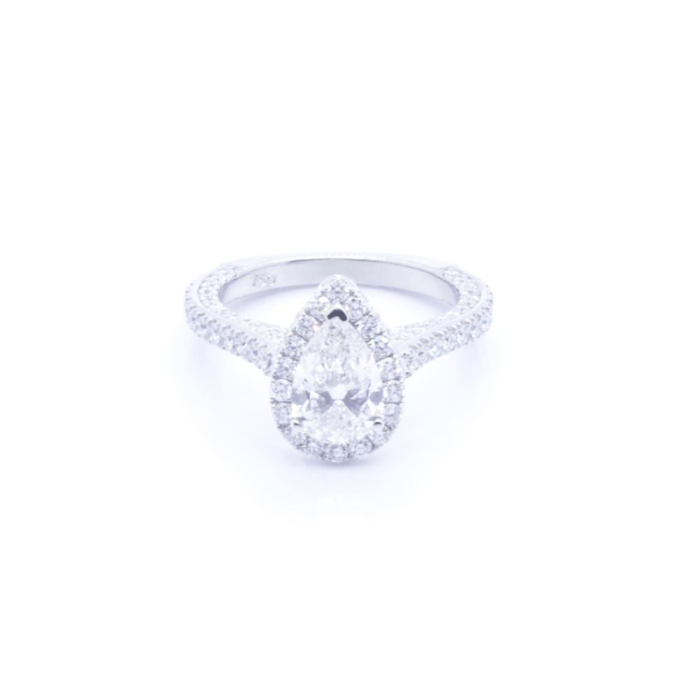 RING | 18K White Gold Pear Diamonds Ring