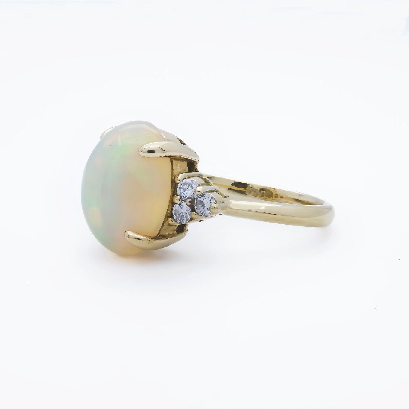 18K Yellow Gold Opal and Diamond Ring