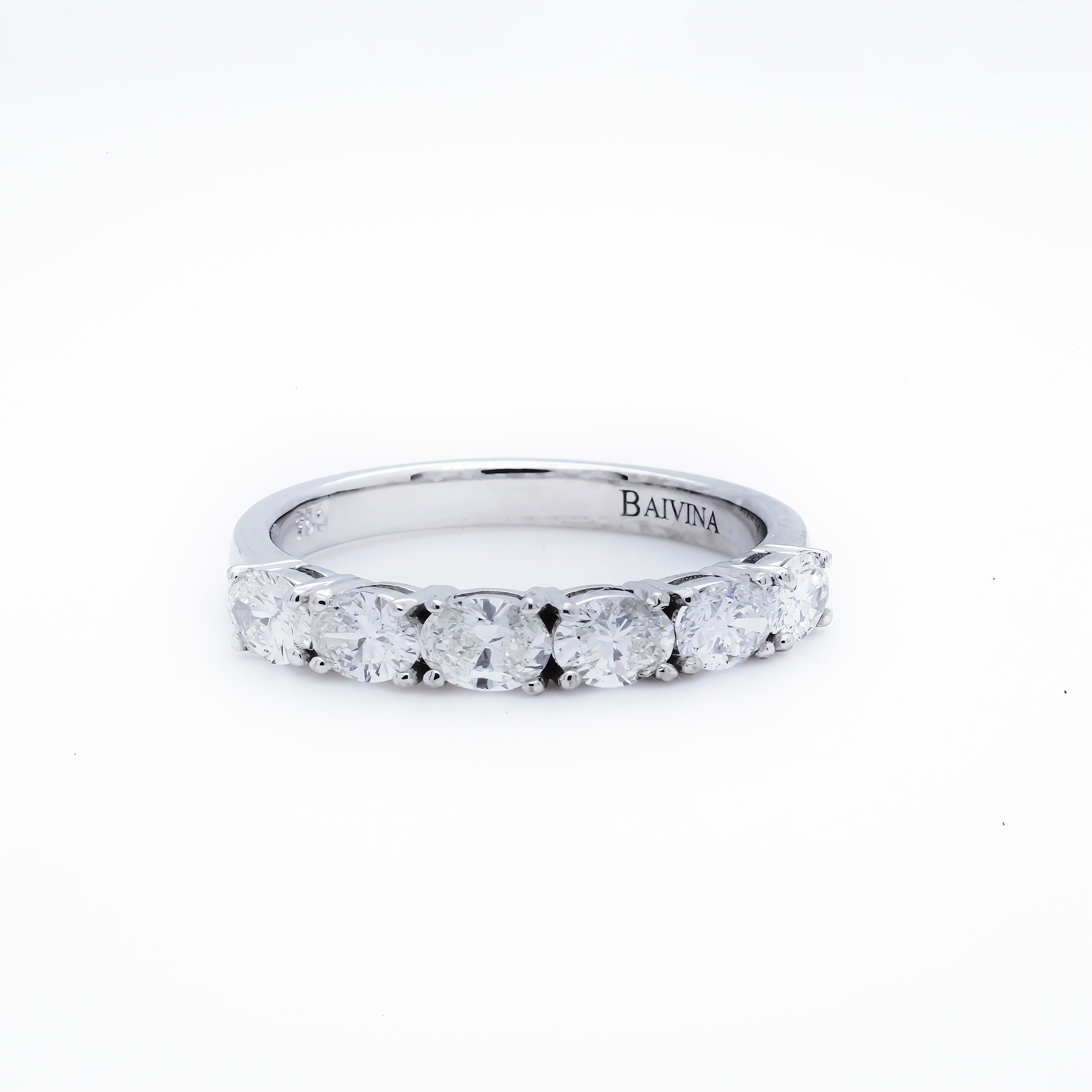 RING | 18K White Gold Diamonds Ring