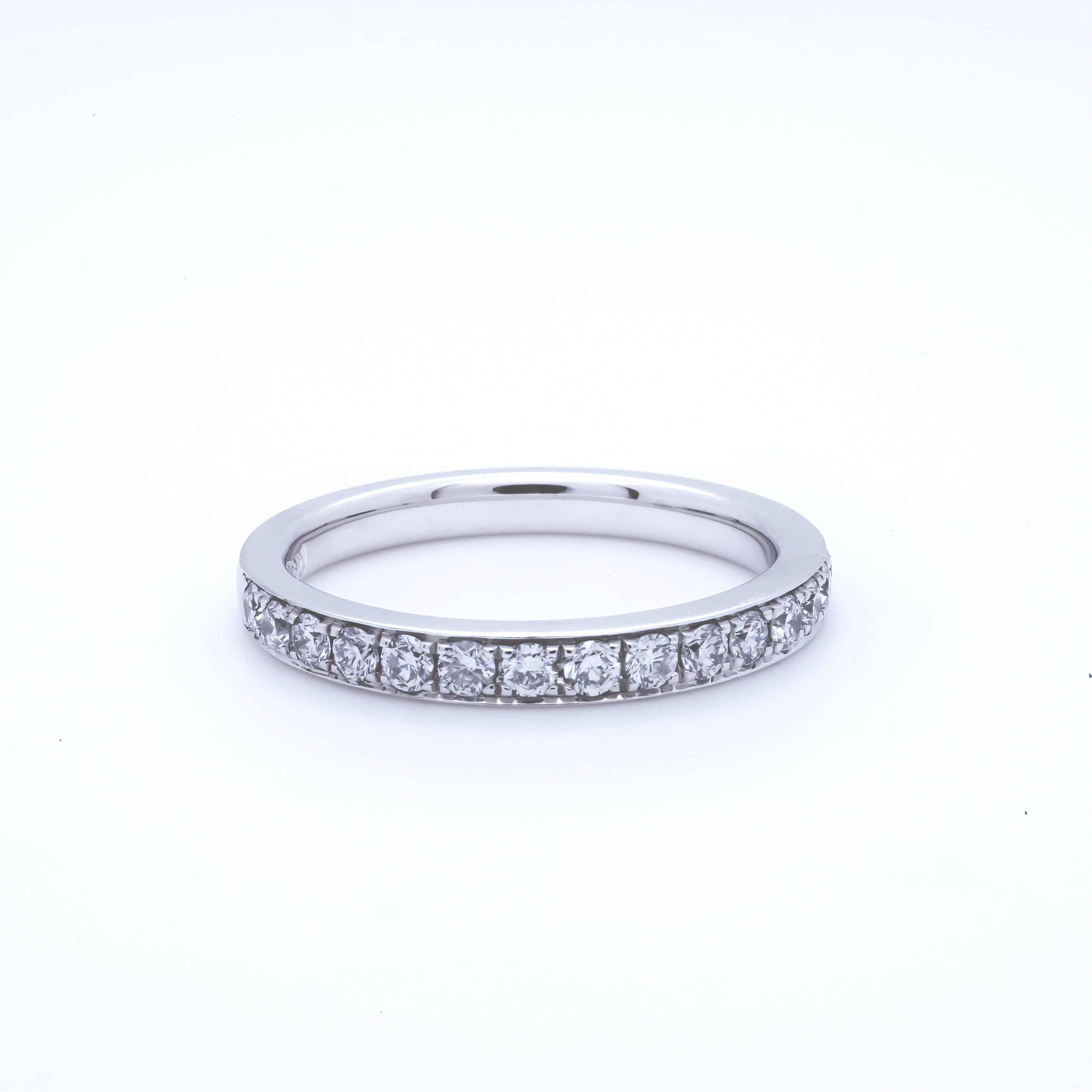 RING | 18K White Gold Diamond Ring