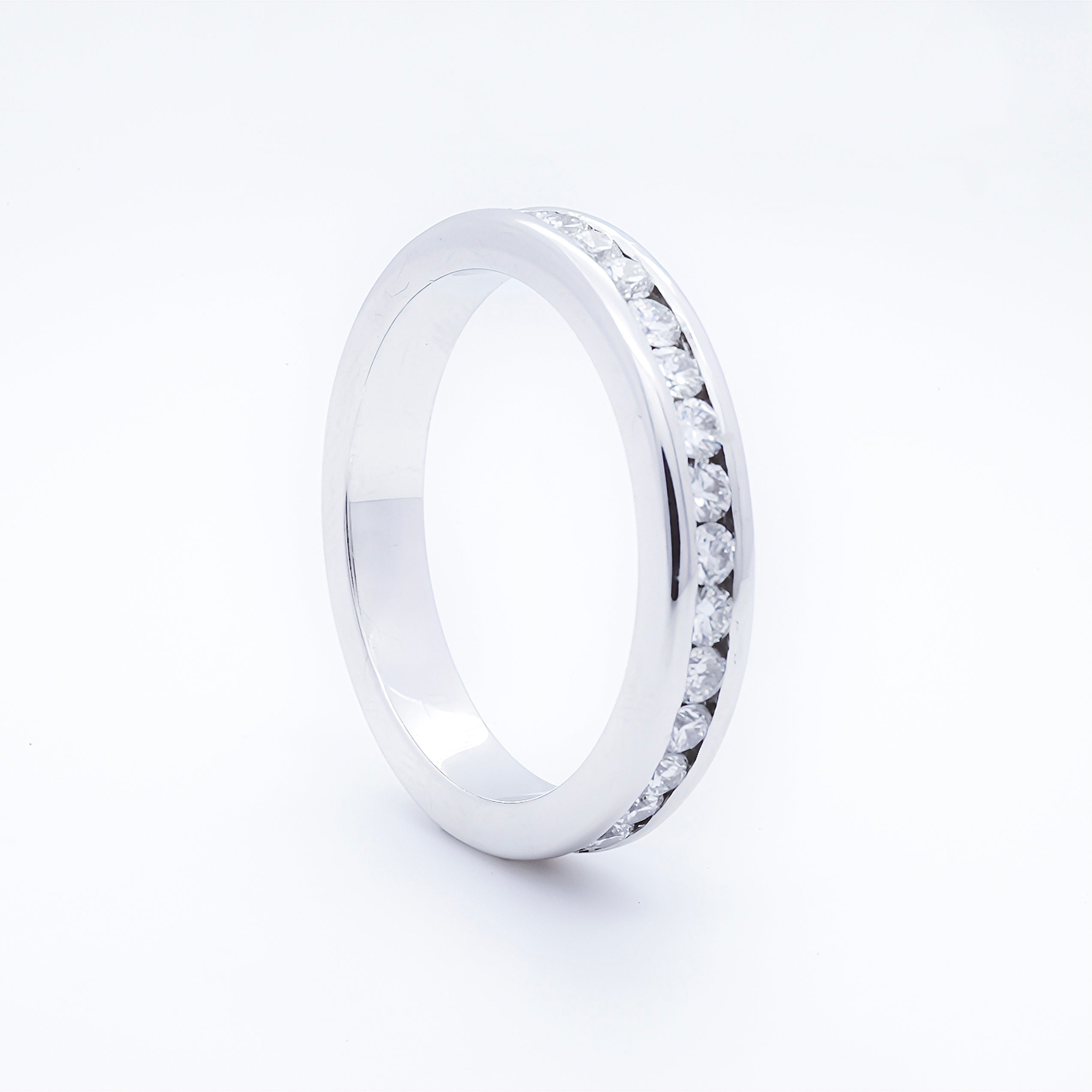 RING | 18K White Gold Diamonds Ring