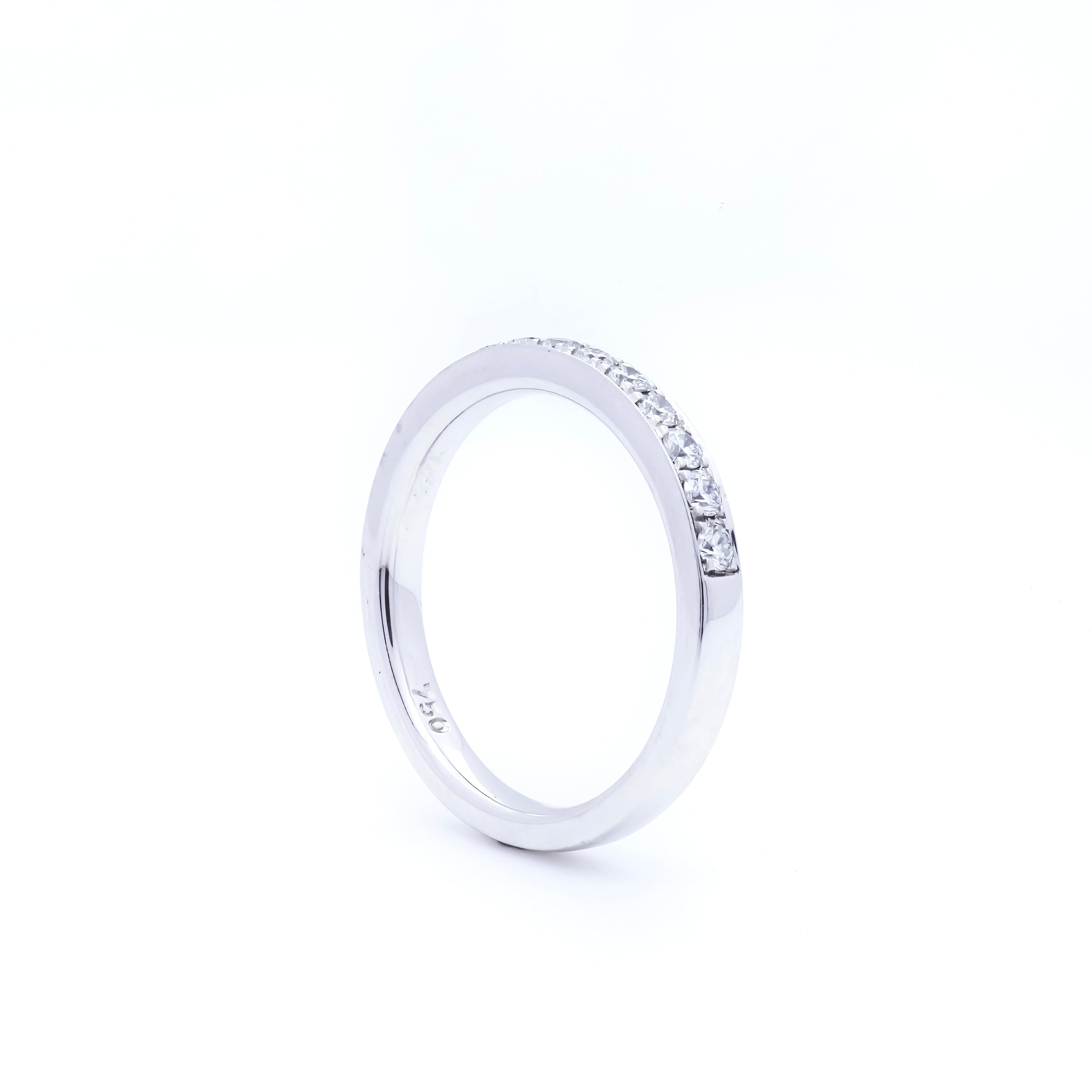 RING | 18K White Gold Diamond Ring