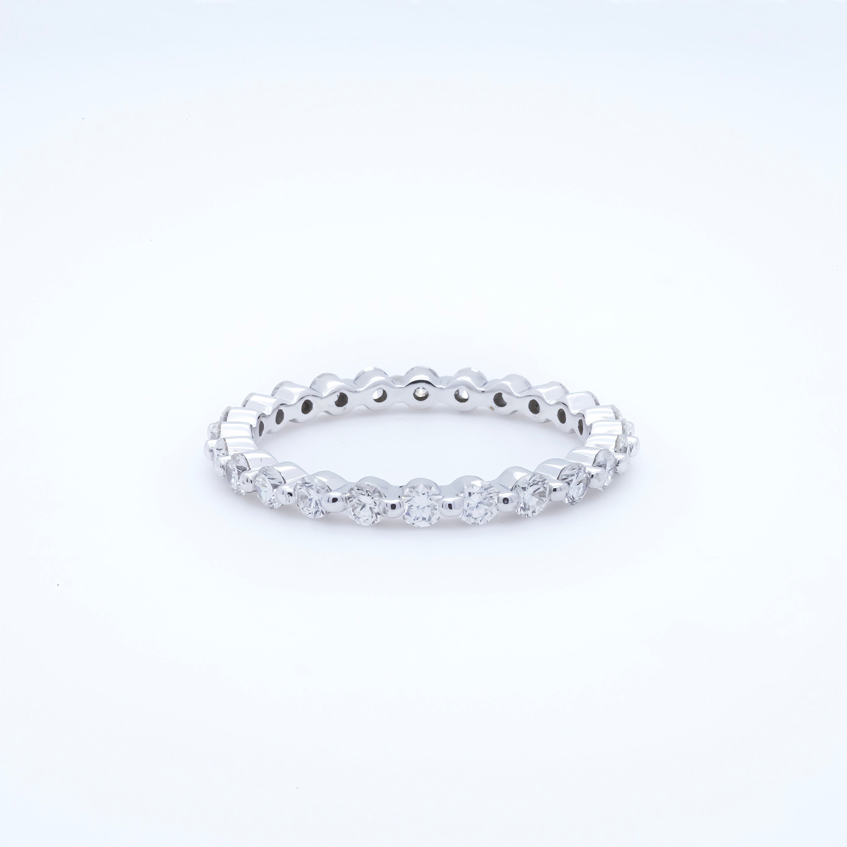 RING | 18K White Gold Diamonds Ring