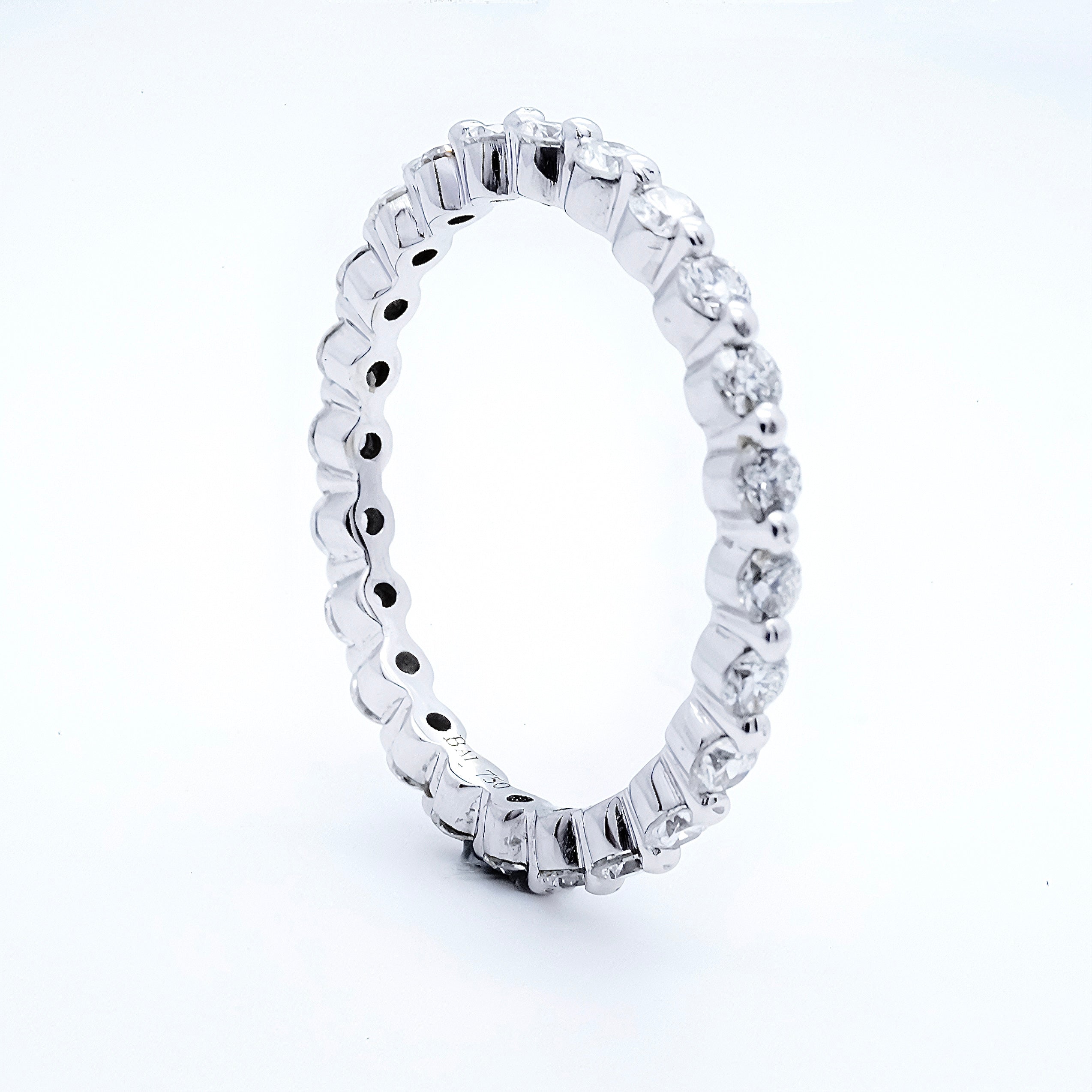 RING | 18K White Gold Diamonds Ring