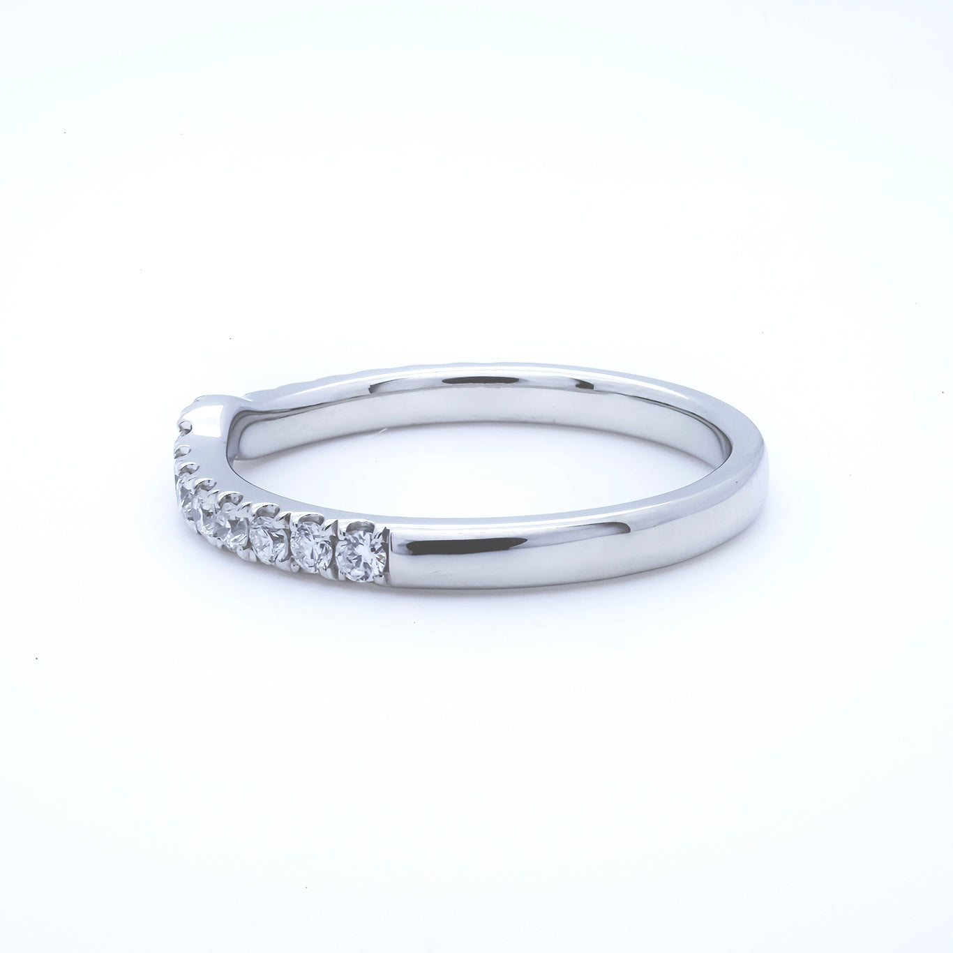 RING | 18K White Gold Diamonds Ring