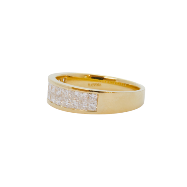RING | 18K Yellow Gold Invisible Set Diamond Ring