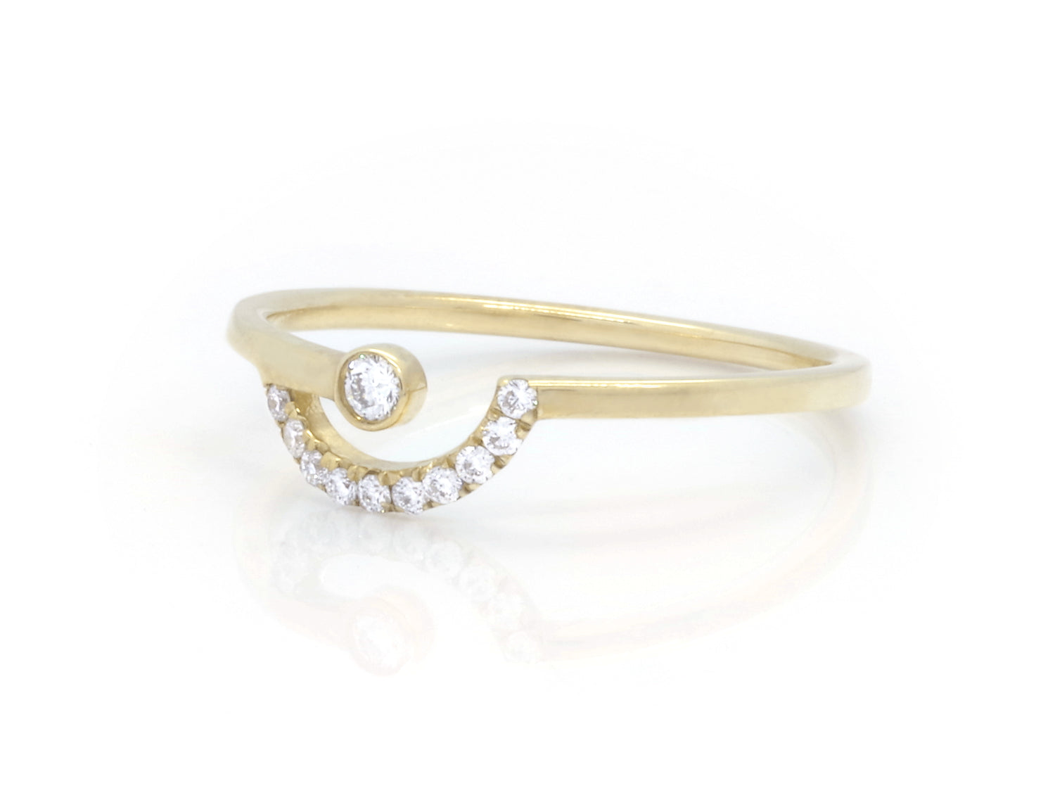 9K Yellow Gold Diamonds Ring